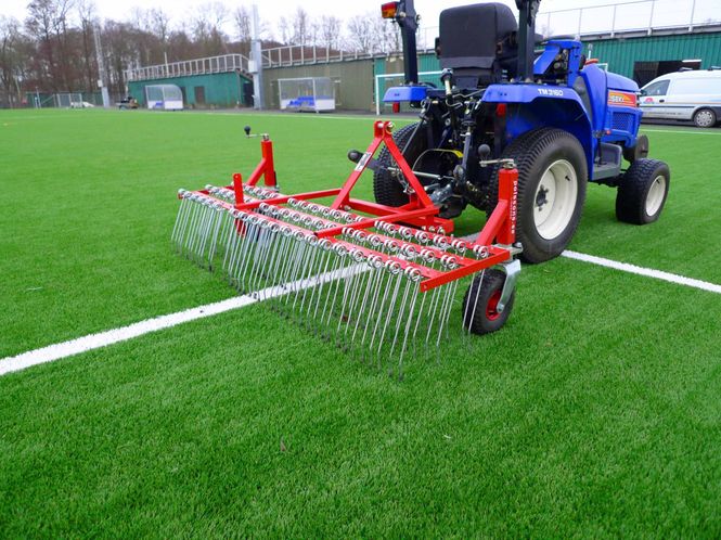 Hovedbilde Kunstgressharv LRK200